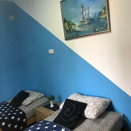 Хостел Swiss *